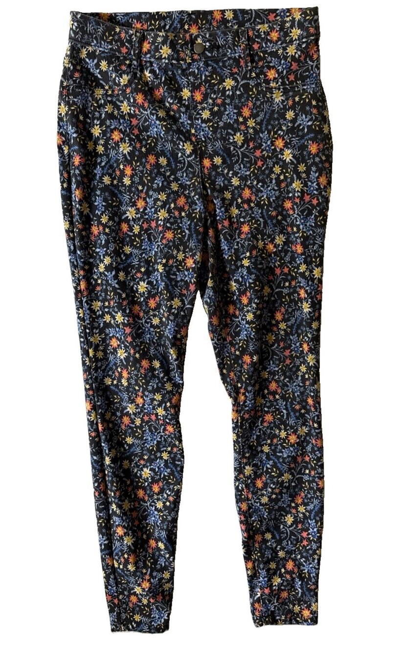 Time and Tru Women’s High-Rise Stretch Fitted Floral Jegging Size M(8-10)